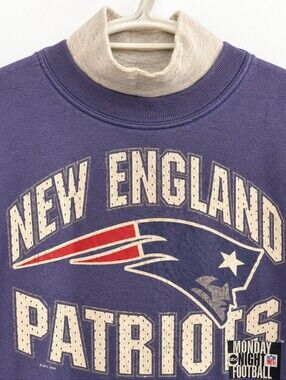New England Patriots 90s Sweater Ladies Size Large